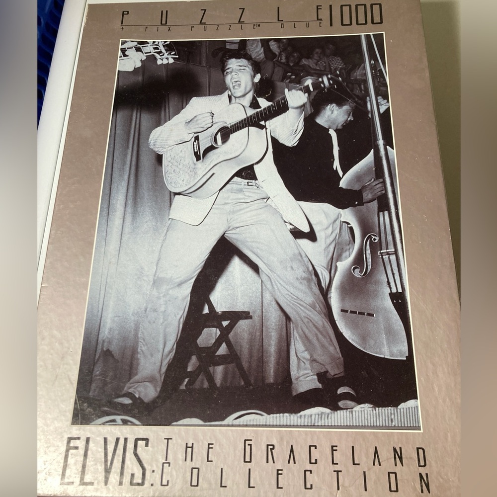 ELVIS PRESLEY 1000 Piece Puzzle Vtg. 1996 The Graceland Collection